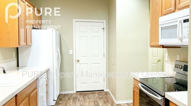 Foto del edificio - 16215 SW Blue Goose Ln