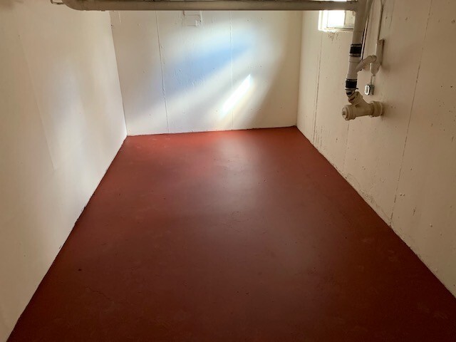 Building Photo - Farmington Townhome