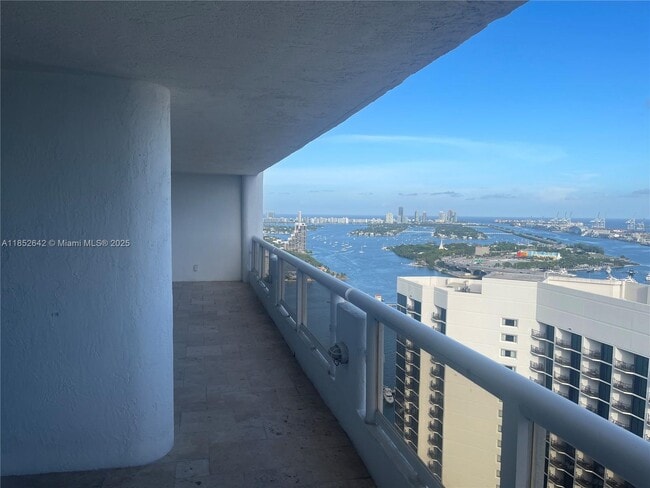 Foto del edificio - 1717 N Bayshore Dr