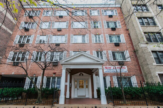 Building Photo - 1355 N Dearborn St