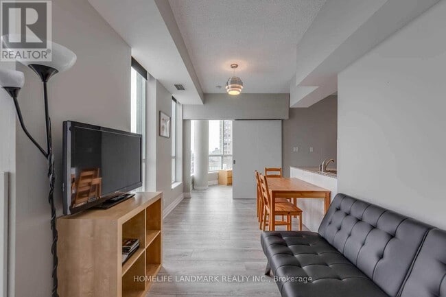 Building Photo - 230 Queens Quay W
