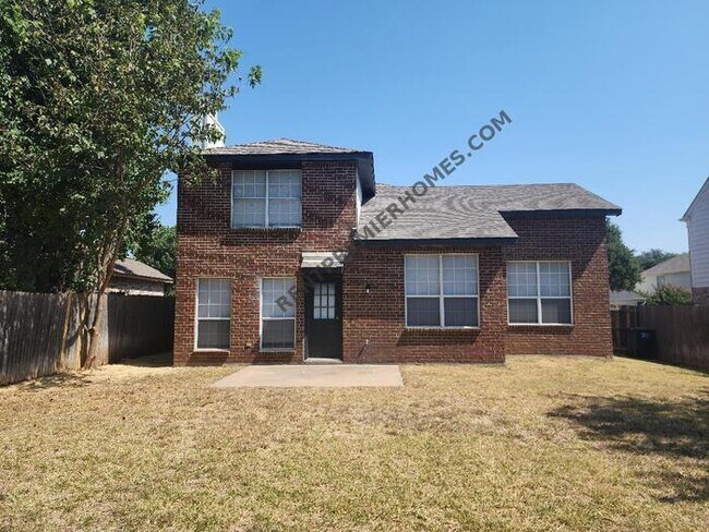 Building Photo - 2713 Sagehill Dr