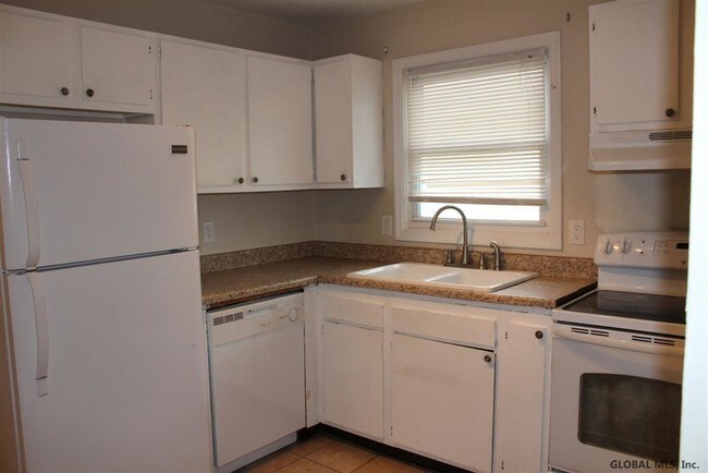 Foto del edificio - 237 Livingston Ave