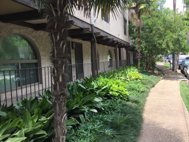 Foto del edificio - West Downtown Condo