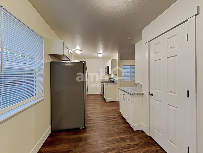Foto del edificio - 16949 SW Cashew Way
