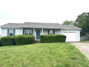 Building Photo - 104 Pepper Ct