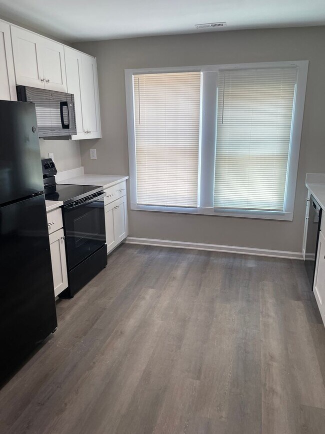 Foto del edificio - 2320 Waterbury St