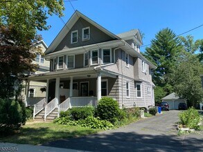 Building Photo - 52 Dunnell Rd