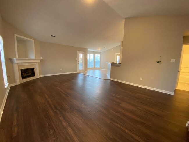 Foto del edificio - 3 bedroom 2 bath house in Southaven