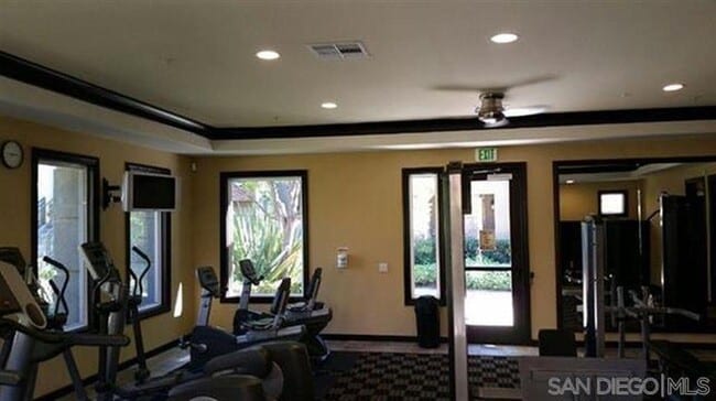 Building Photo - 5076 Plaza Promenade