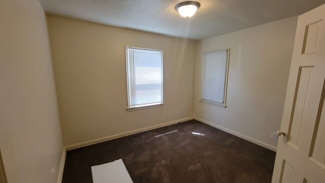 Foto del edificio - 808 Seward Ave