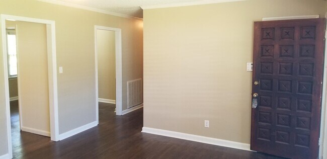 Foto del edificio - 1620 Riverside Dr