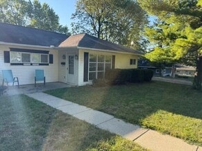 Building Photo - 990 Kramer Ave