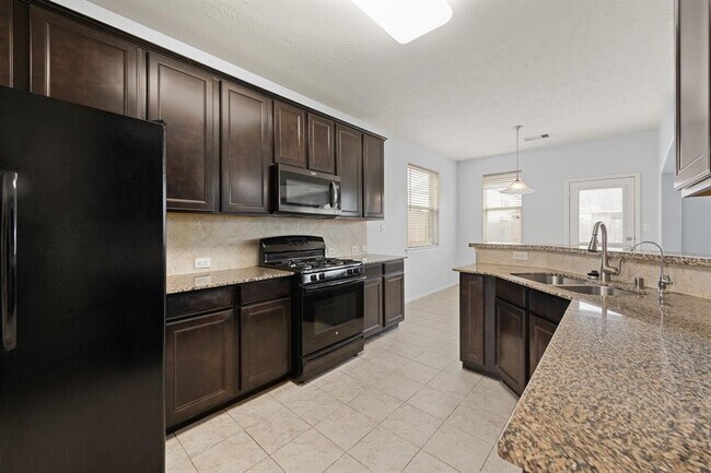 Foto del edificio - 15110 Spring Sun Ct