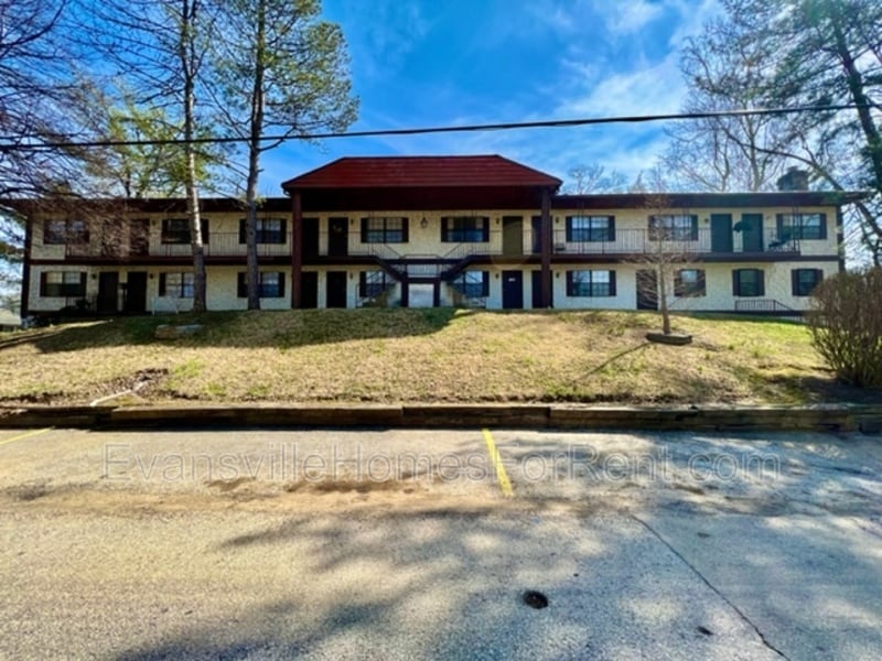 Primary Photo - 1614 Speaker Rd