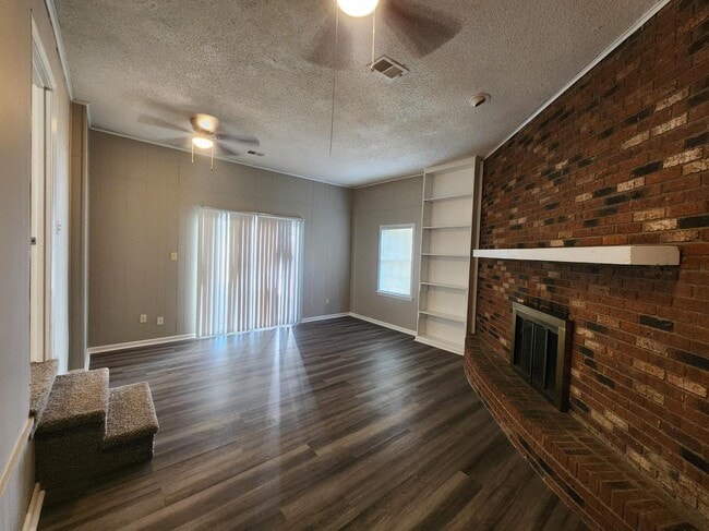 Building Photo - 4425 Boyce Rd