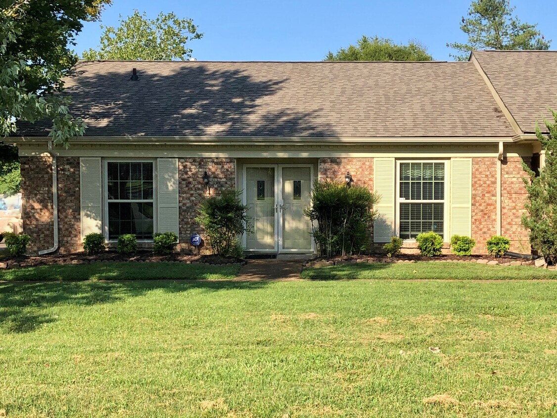 End unit, guest parking on side - 936 Todd Preis Dr