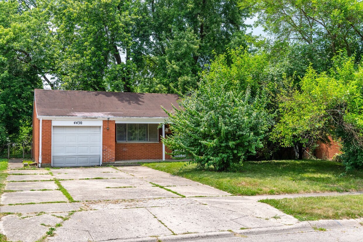 Primary Photo - DAYTON, OH - GREENWICH VILLAGE - 3 BED, 1....
