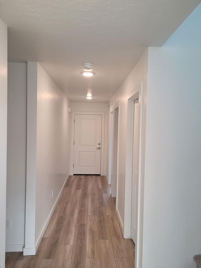 Building Photo - Brand new home in Star ready to move in!