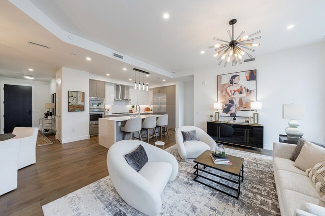 Photo - 2425 Peachtree Rd NE Apartment