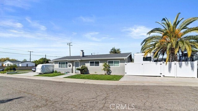 Foto del edificio - 1045 W Sycamore Ave