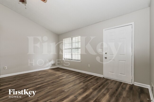 Foto del edificio - 10485 Ace Ct