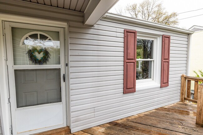 Foto del edificio - 2515 Westerly Ave