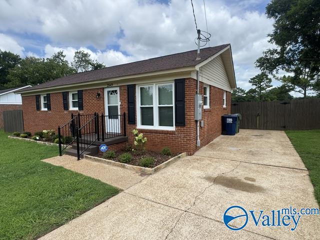 Foto del edificio - 2849 Greenside Dr NW