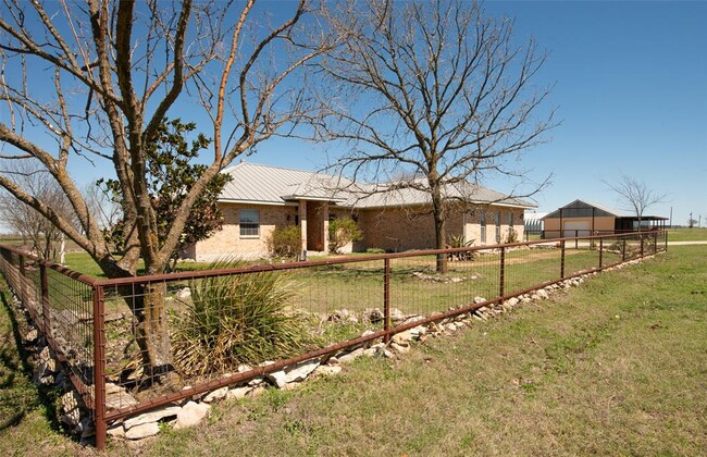 Foto del edificio - 10106 Schmidt Ln