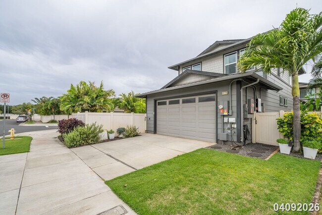 Building Photo - Available Now! 4 BD / 3 BA / Garage Parking / Pets Allowed in Ewa Beach