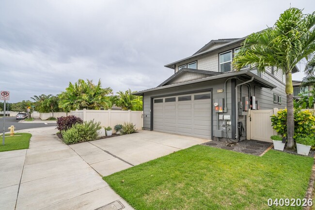 Foto del edificio - Available Now! 4 BD / 3 BA / Garage Parking / Pets Allowed in Ewa Beach