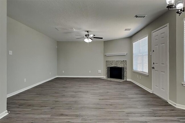 Building Photo - 3314 La Mer Ln
