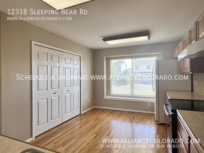 Foto del edificio - 12318 Sleeping Bear Rd