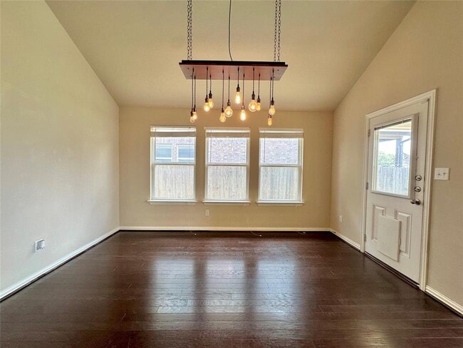 Building Photo - 8250 Arezzo Dr