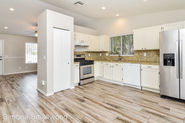 Foto del edificio - 3 br, 2 bath House - 9249 N Hampshire Drive