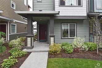 Building Photo - 13405 45th Dr SE