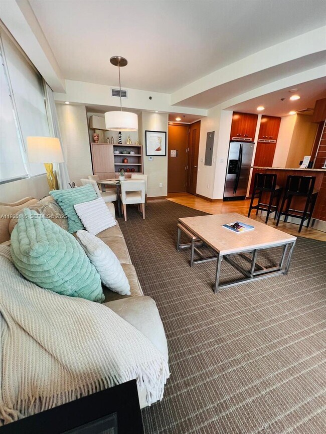 Foto del edificio - 1395 Brickell Ave