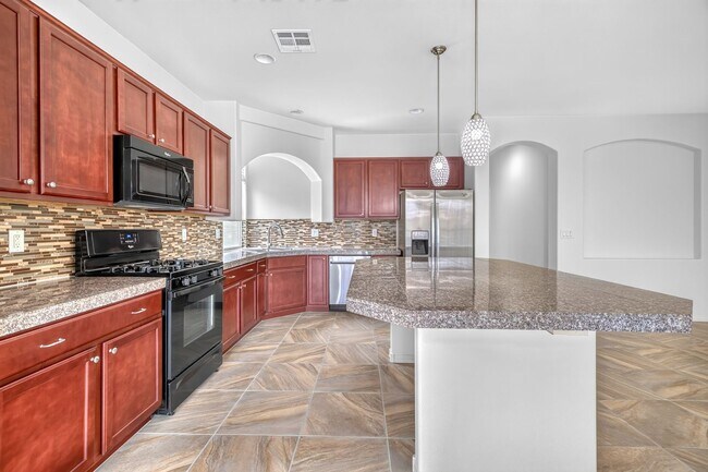 Building Photo - MOVE-IN READY 4-BEDROOM + LOFT, 2.5 BATH, 2-CAR GARAGE HOME IN LAS VEGAS!