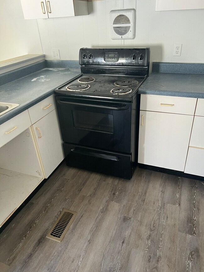 Foto del edificio - 2063 Laurel Ln