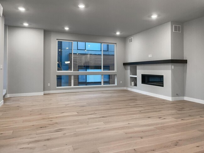 Foto del edificio - 1256 131st Ct NE