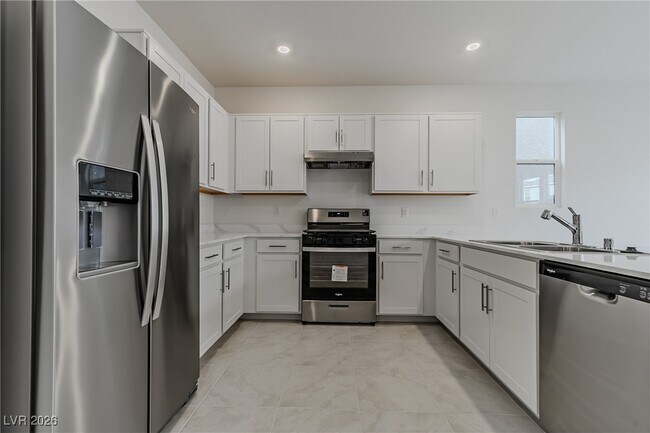 Foto del edificio - 7000 Cottage Vis Ave