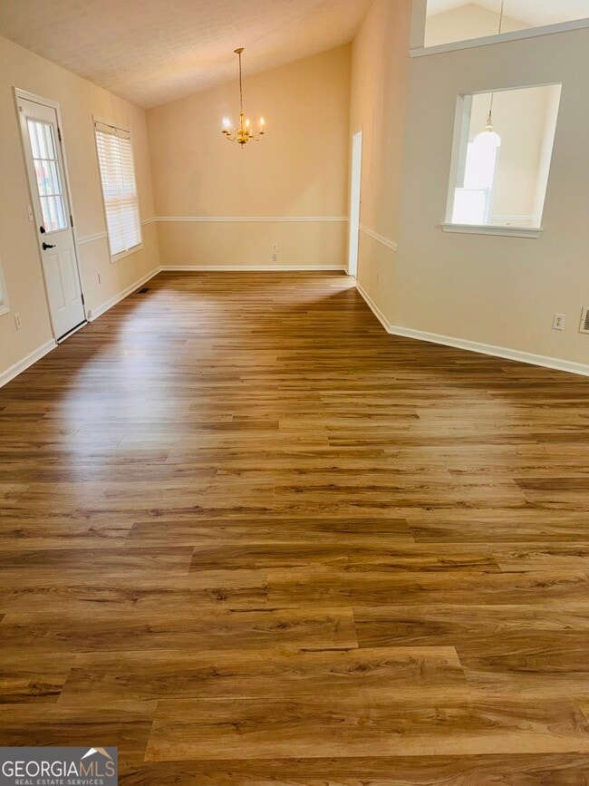 Building Photo - 3305 Chandon Ln