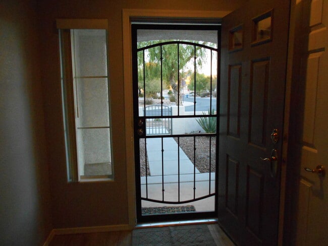 Security front door - 1379 Forlana Dr