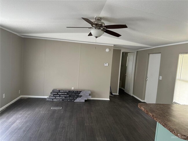 Foto del edificio - 1311 Snook Ct