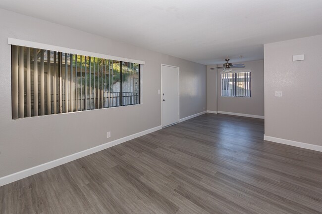 Foto del edificio - 14428 Cerise Ave