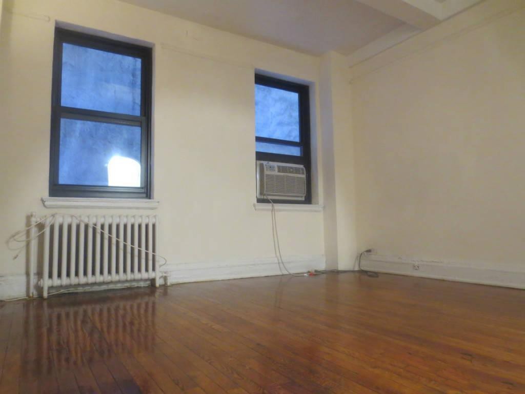 11 Waverly Pl Unit 6m New York Ny 10003 Apartment For Rent In Primary Photo 11 Waverly Pl