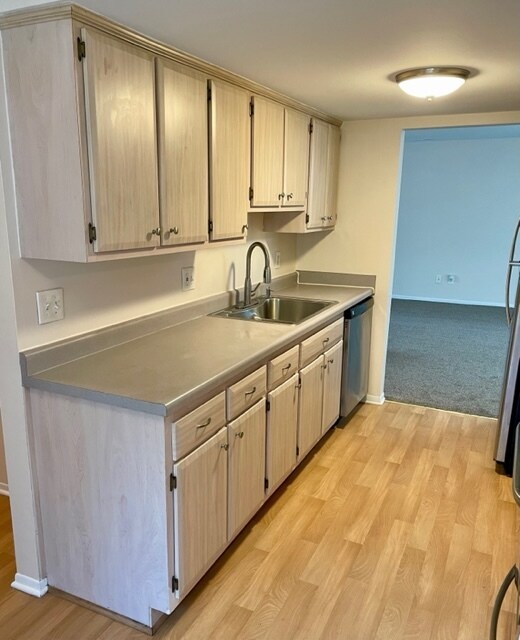 Foto principal - 27033 Farmbrook Villa Dr