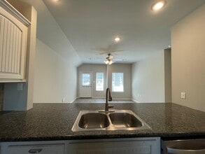 Building Photo - 13089 Vega Ct