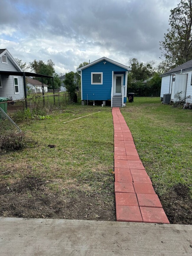 Foto del edificio - 3118 Memel St