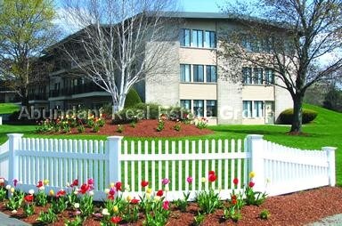Building Photo - 14 Westgate Dr